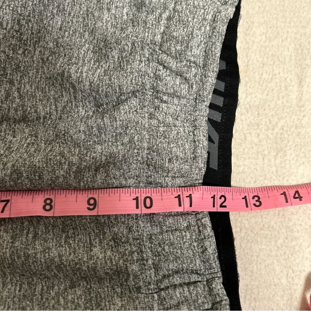 Nike Men’s Therma Tapered Training Pants gray Heather‎ Jogger Size M